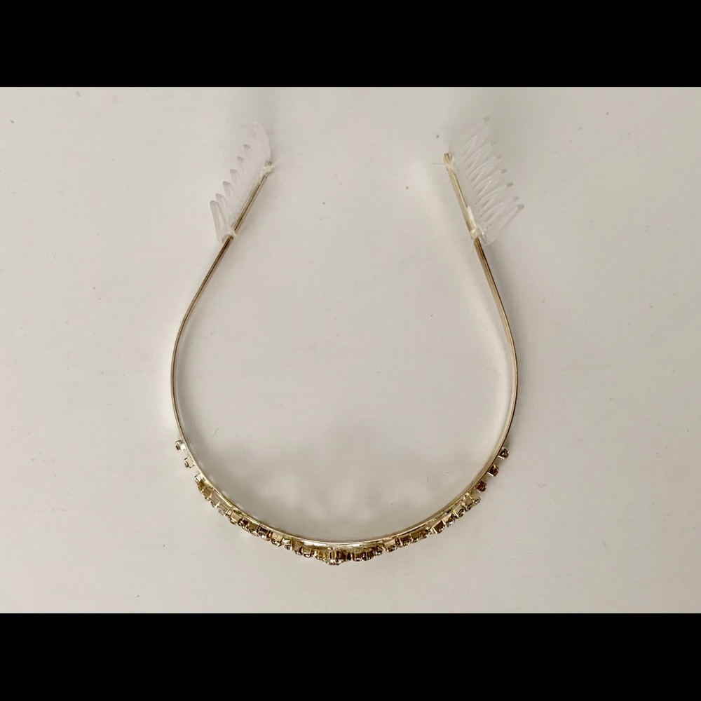 Tiara - Picture 5 of 6
